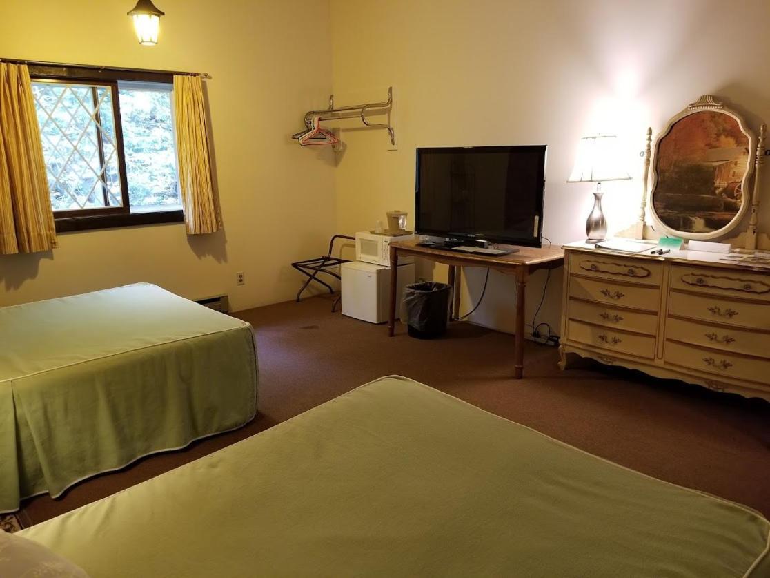 Kancamagus Swift River Inn Albany Szoba fotó